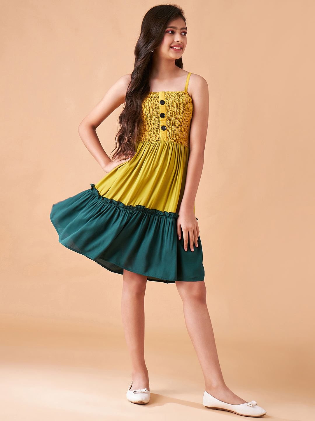 Girls Smocked Detailed Fit Flare Dress