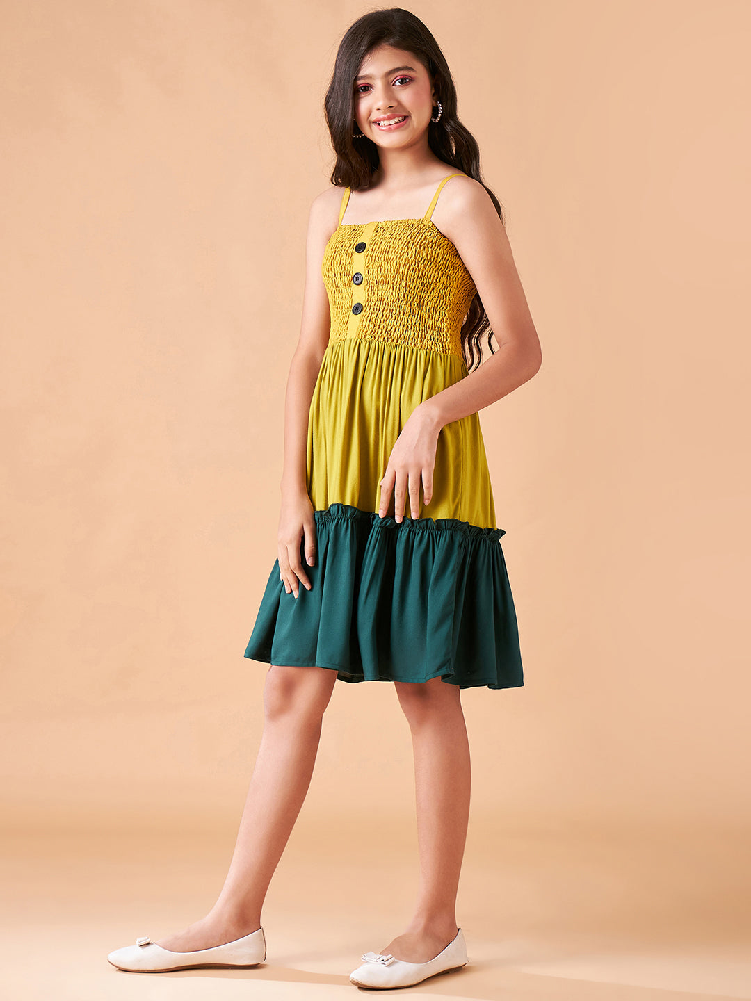 Girls Smocked Detailed Fit Flare Dress