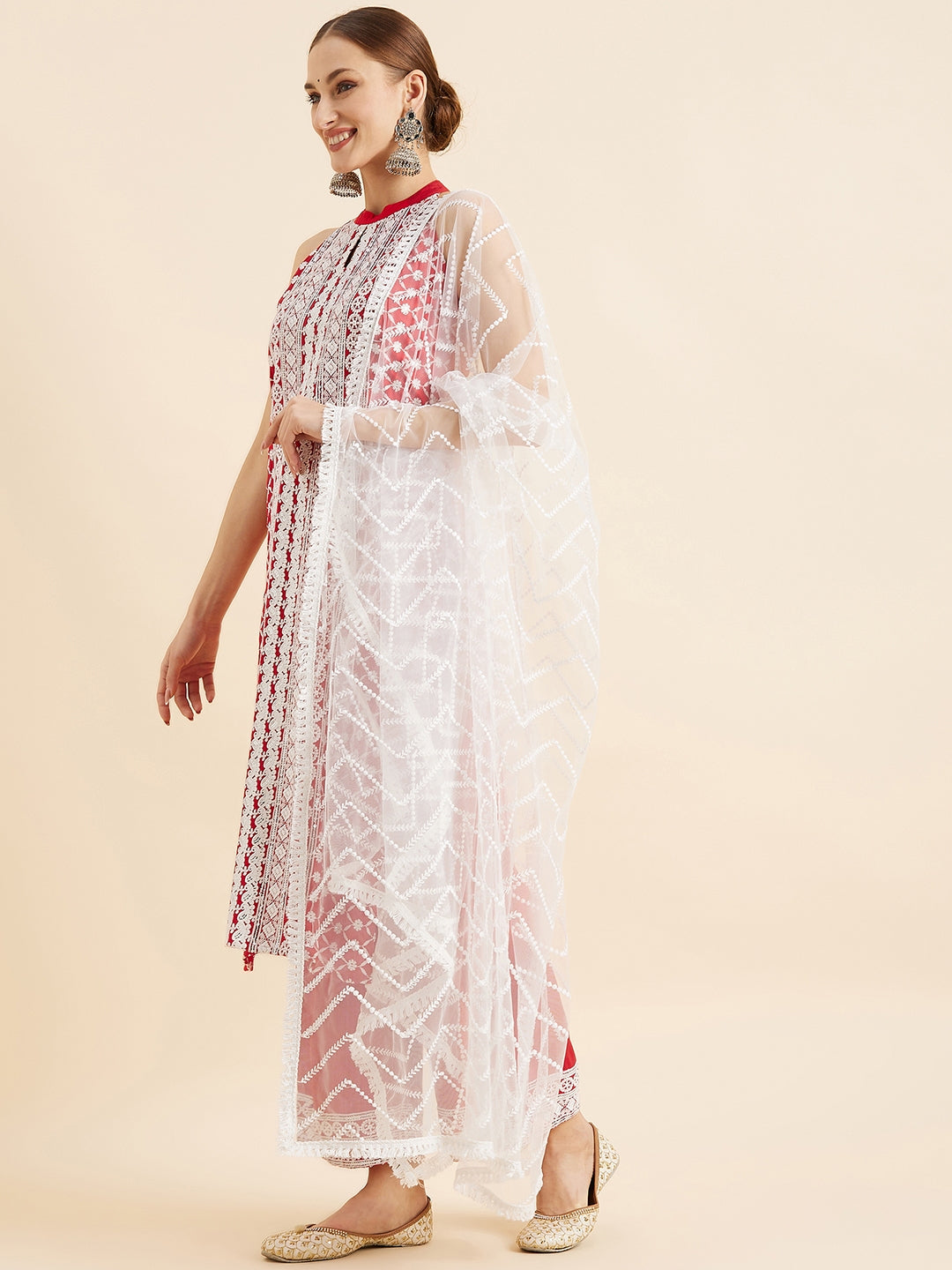 Red & White Ethnic Motifs Embroidered Thread Work Kurta With Trousers & Dupatta