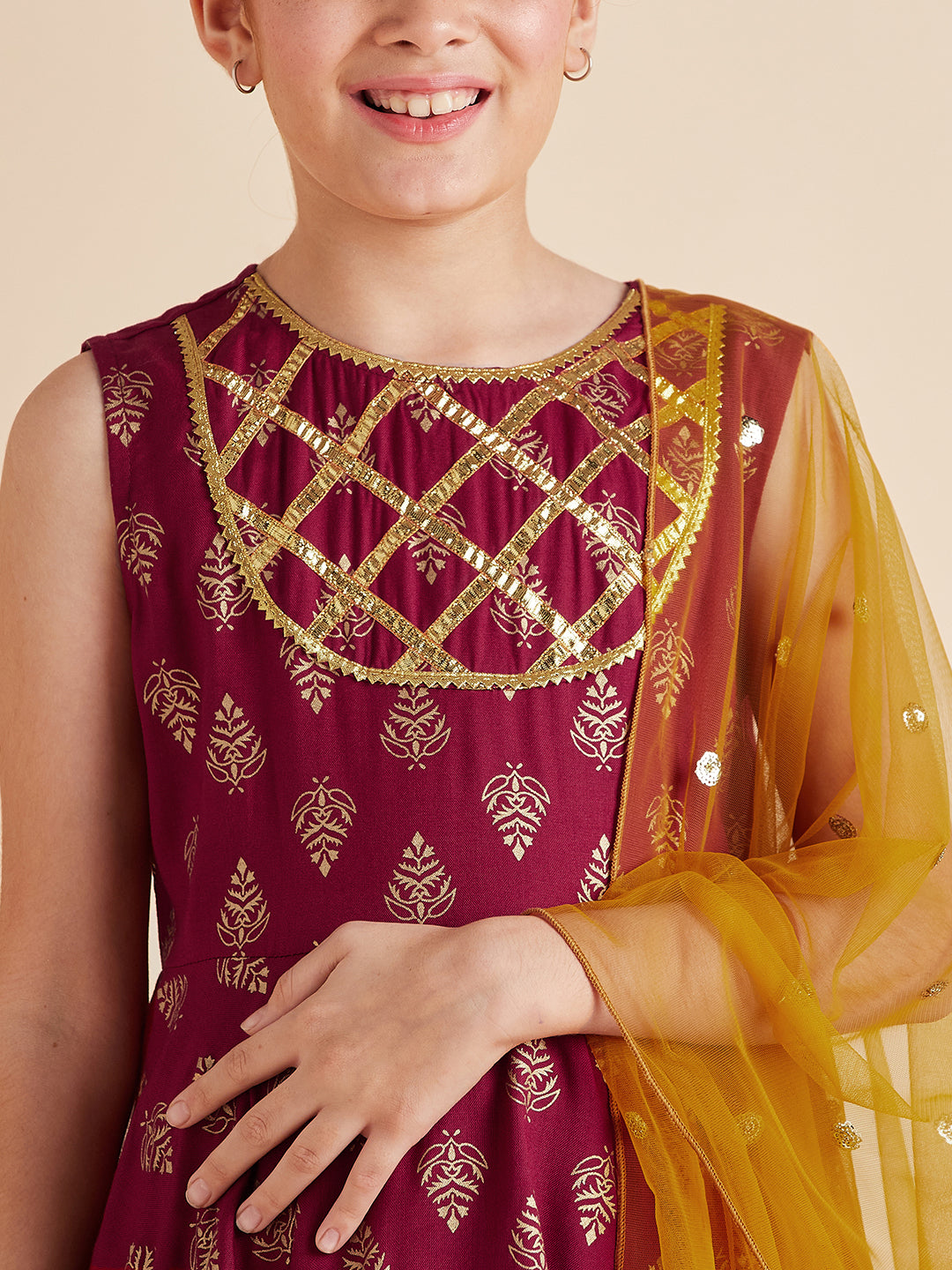 Girls Ethnic Motifs Printed Gotta Patti Kurti with Sharara & With Dupatta