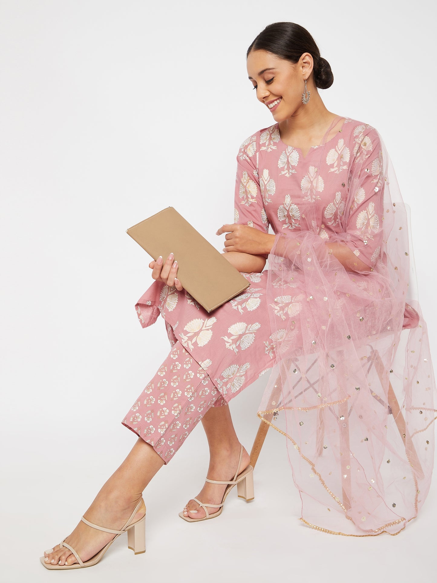 Women Pink Motif straight Kurta with Trouser and Dupatta