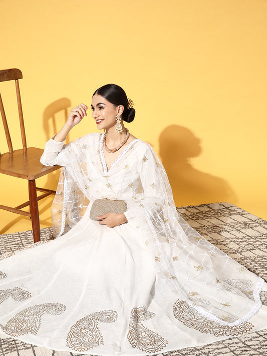 Women Classic White Ethnic Motifs Swirling Volume Dress