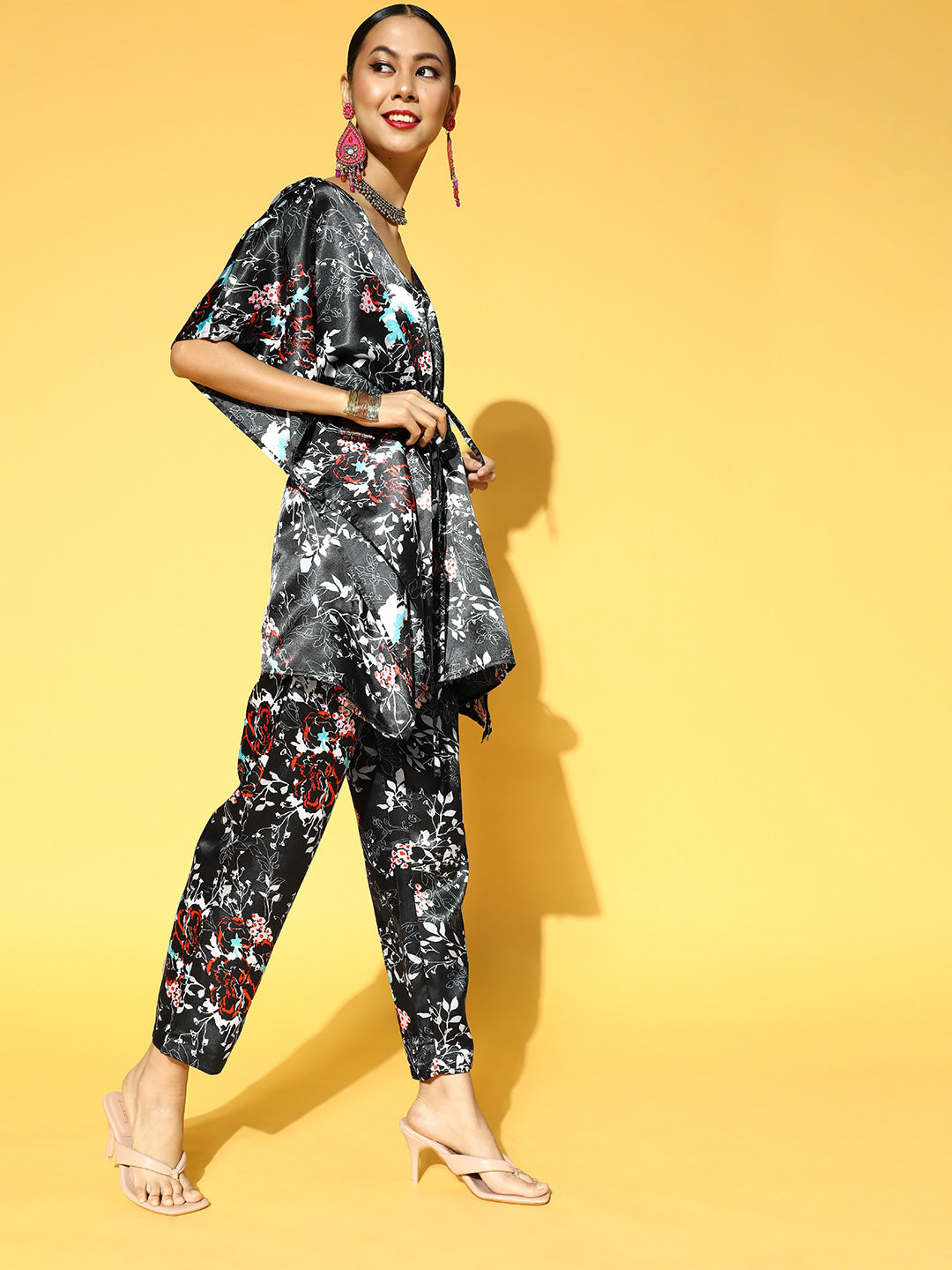 Women Black Floral Printed Kaftan Kurta with Trousers