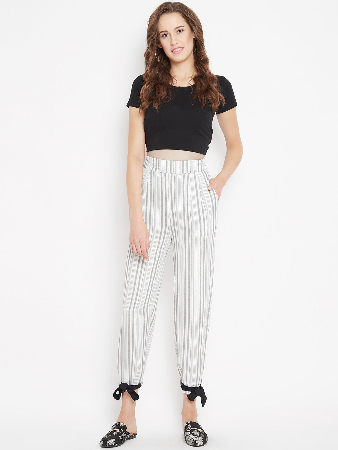 Women's ivory and grey stripes elasticed waist trouser