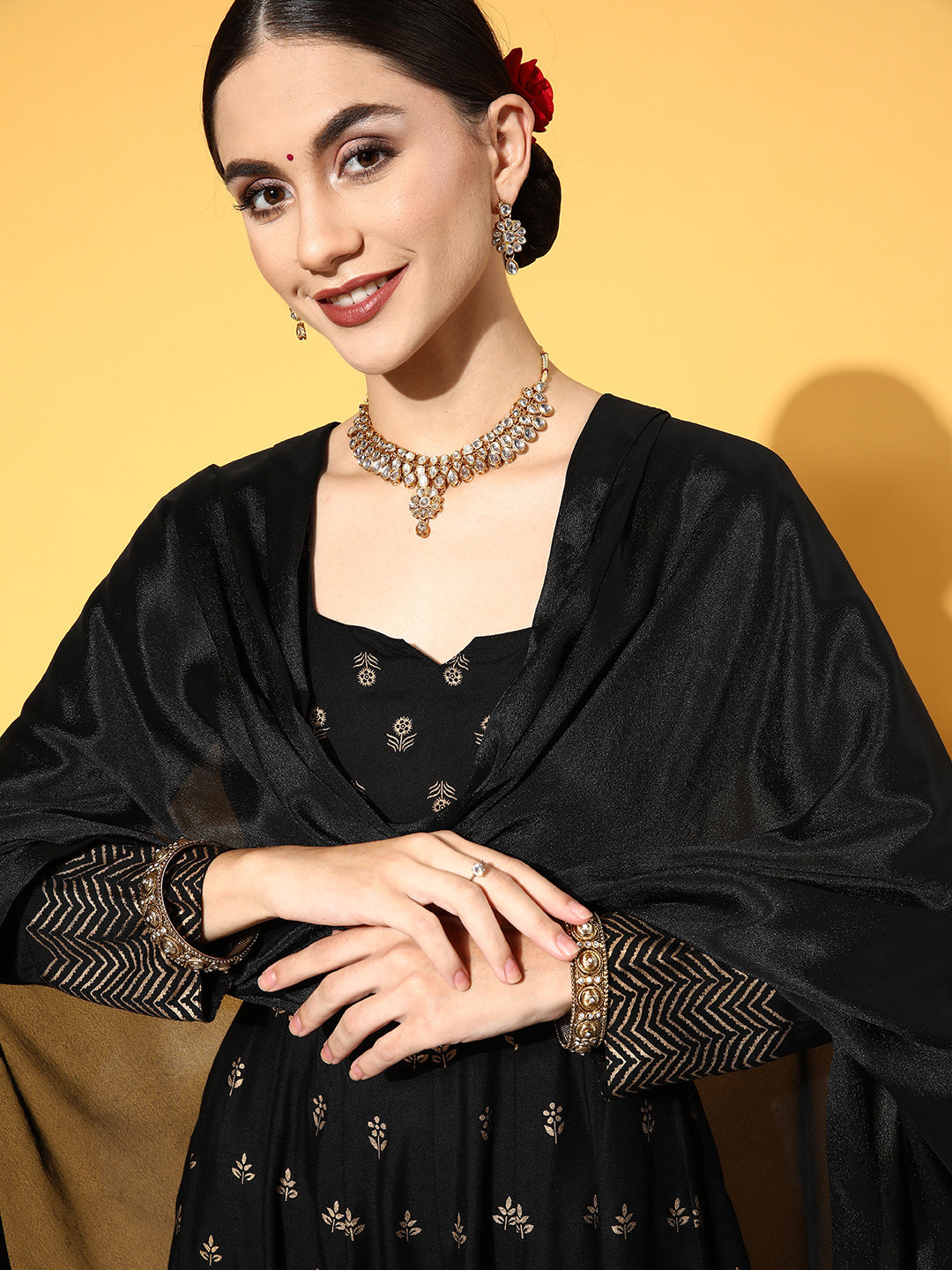 Black Ethnic Motifs Swirling Volume Dress