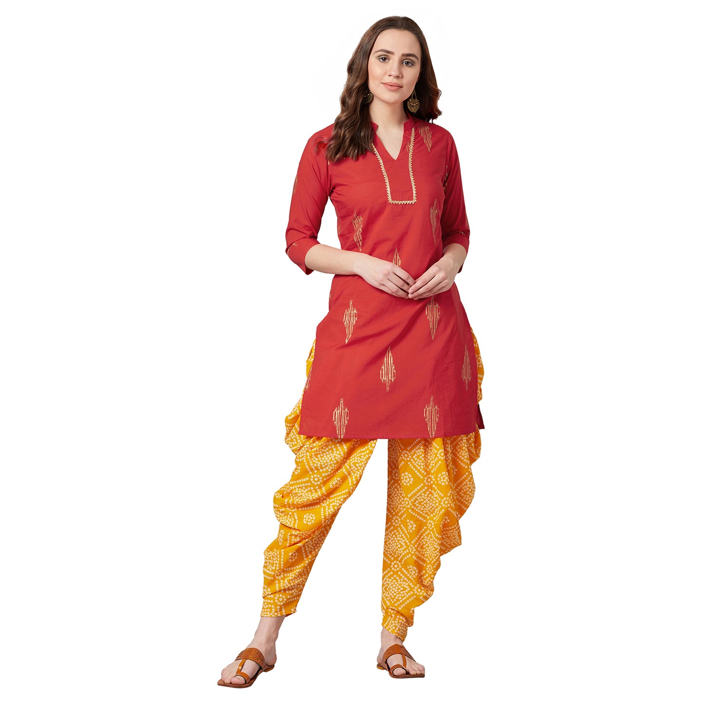 Women Straight Kurta And Patiala Set