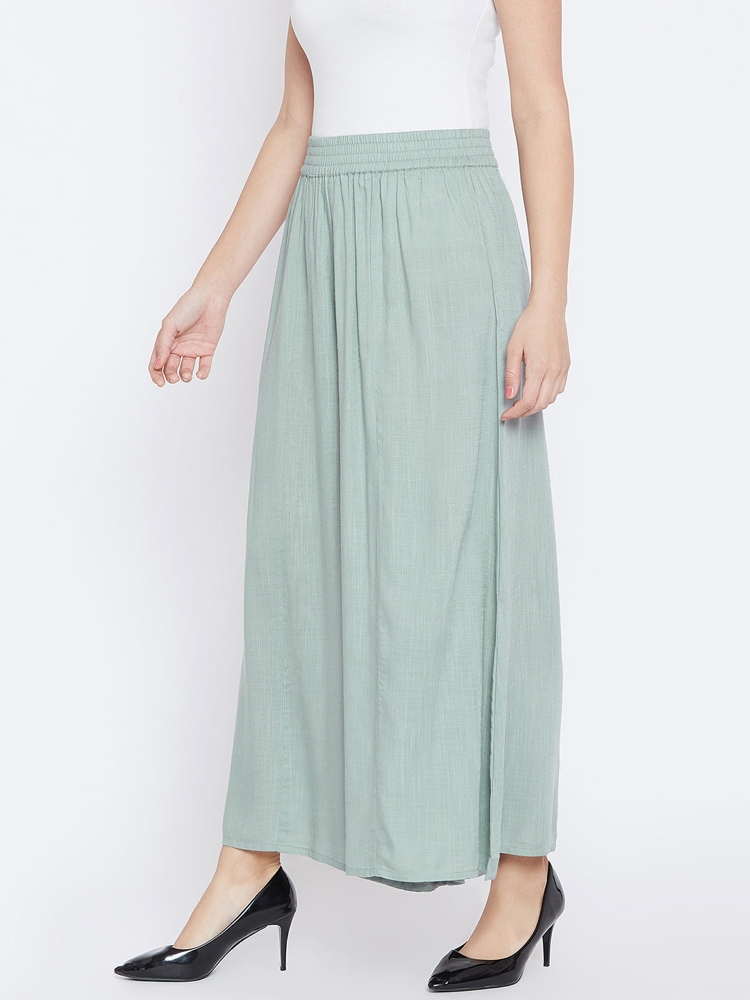 Women Green Solid Wide Leg Palazzos
