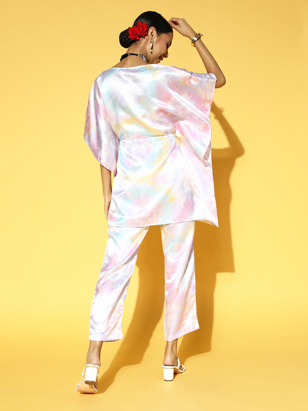 Women White & Pink Leheriya Printed Kaftan Kurta with Trousers