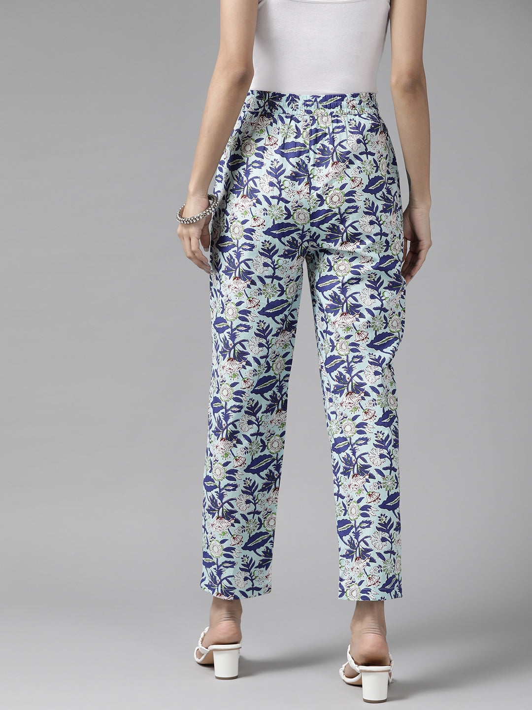 Women Blue & Green Cotton Floral Printed Comfort Fit Trousers