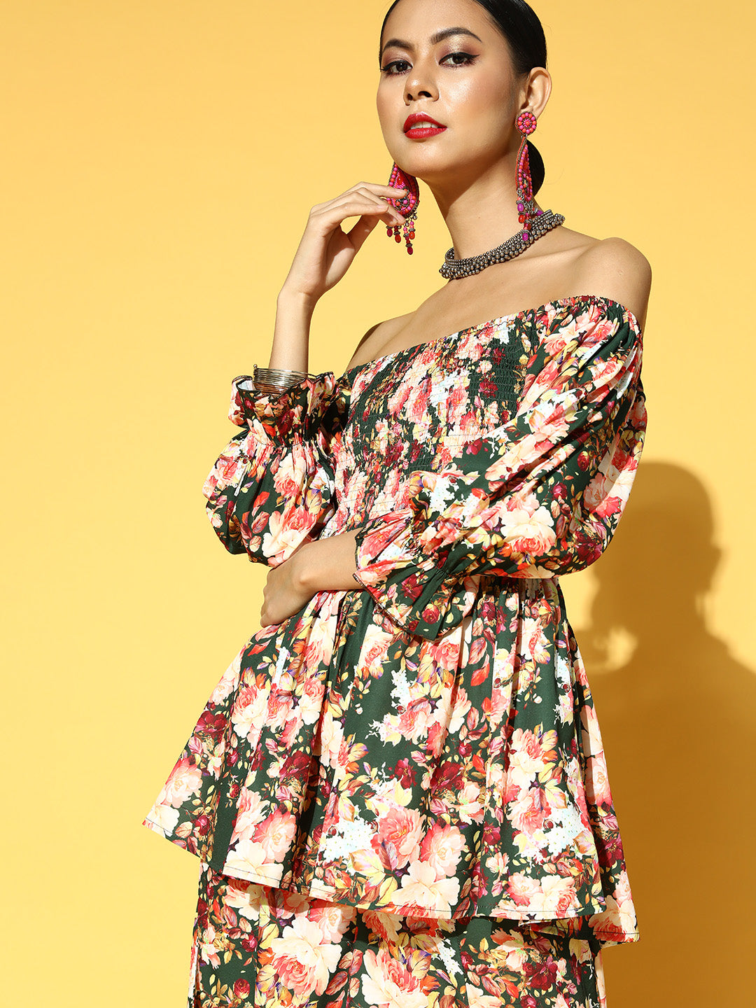 Women Green & White Floral Printed Kurta with Palazzos