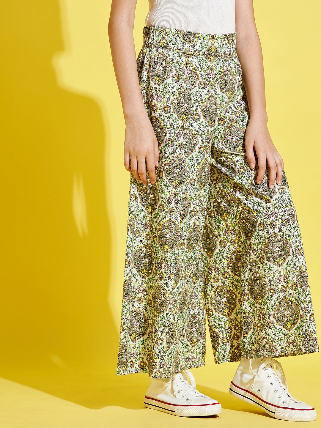 Cherry Jerry Girls Green Floral Printed Relaxed Trouser