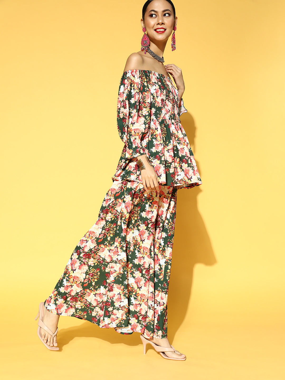 Women Green & White Floral Printed Kurta with Palazzos
