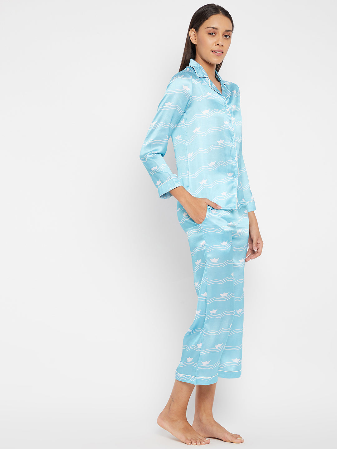 Women Blue & White Printed Night suit