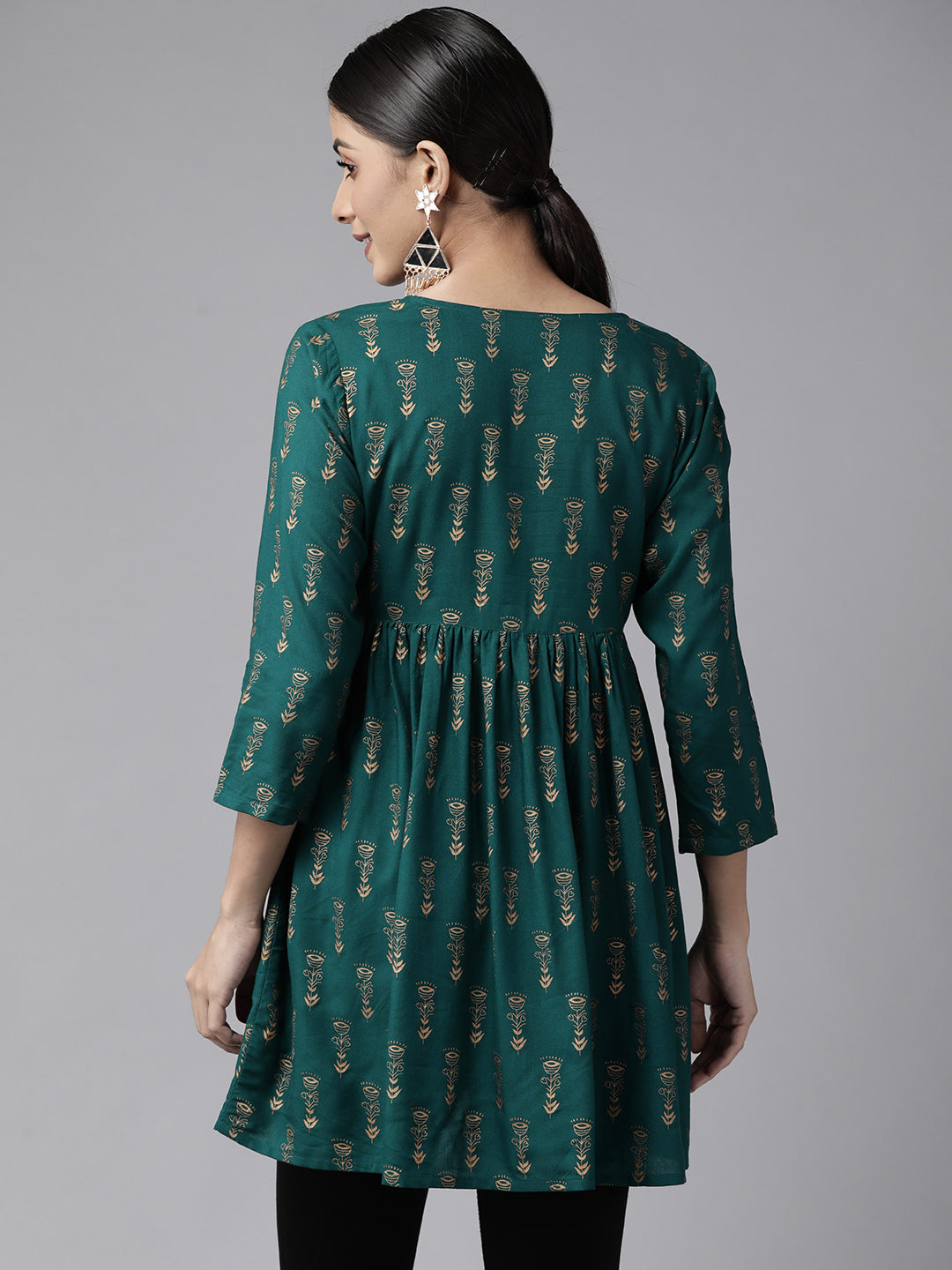 PANIT Women Green Ethnic Motifs Printed Pleated Kurti