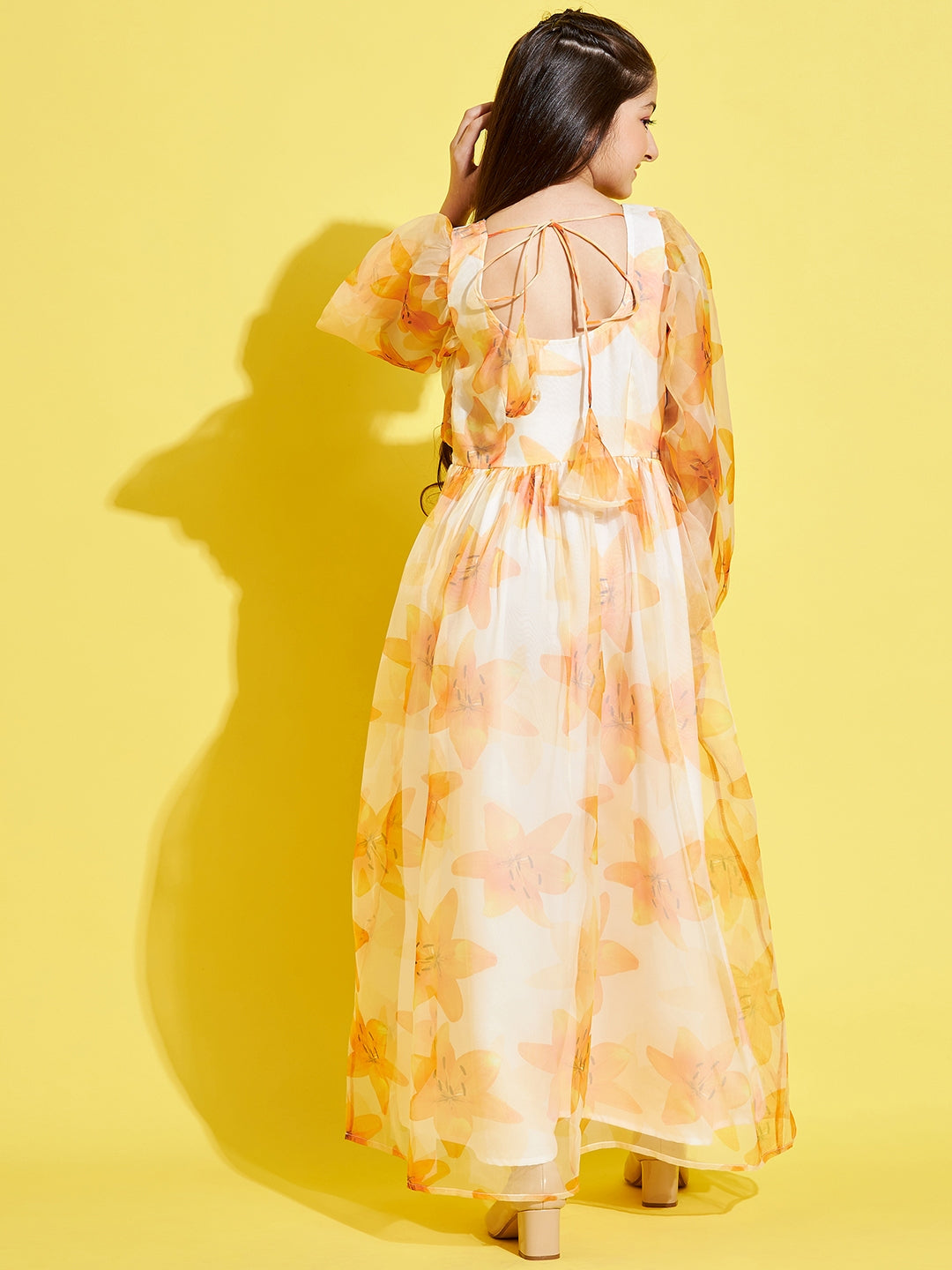 Cream-Coloured Maxi Maxi Dress