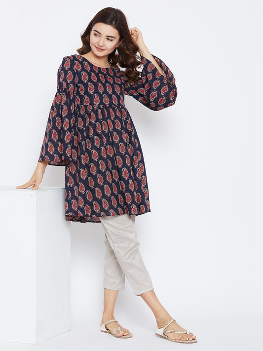 Women Navy Blue & Red Printed Style Kurta