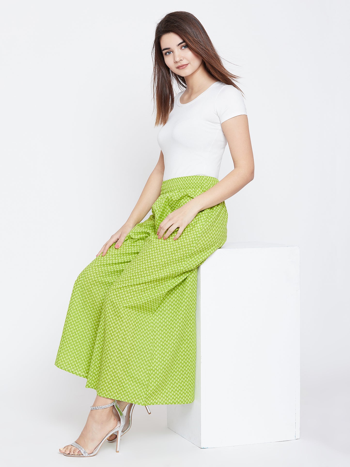 Women Green Printed Flared Palazzos