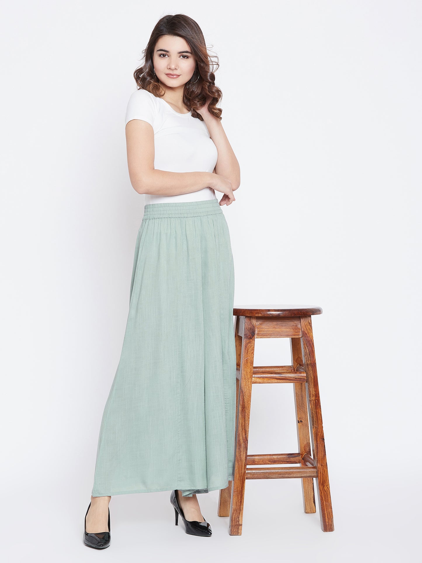 Women Green Solid Wide Leg Palazzos
