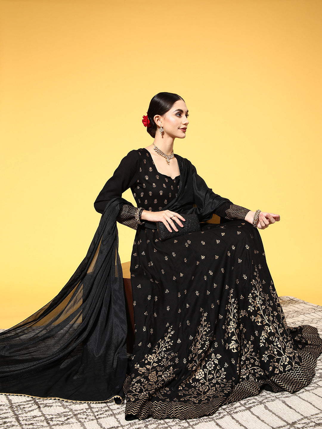 Black Ethnic Motifs Swirling Volume Dress