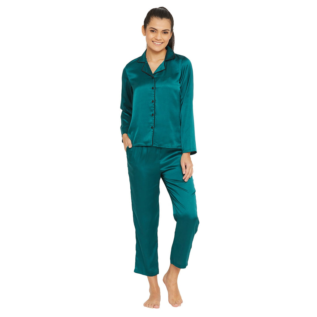 Women Green Satin Finish Solid Night Suit
