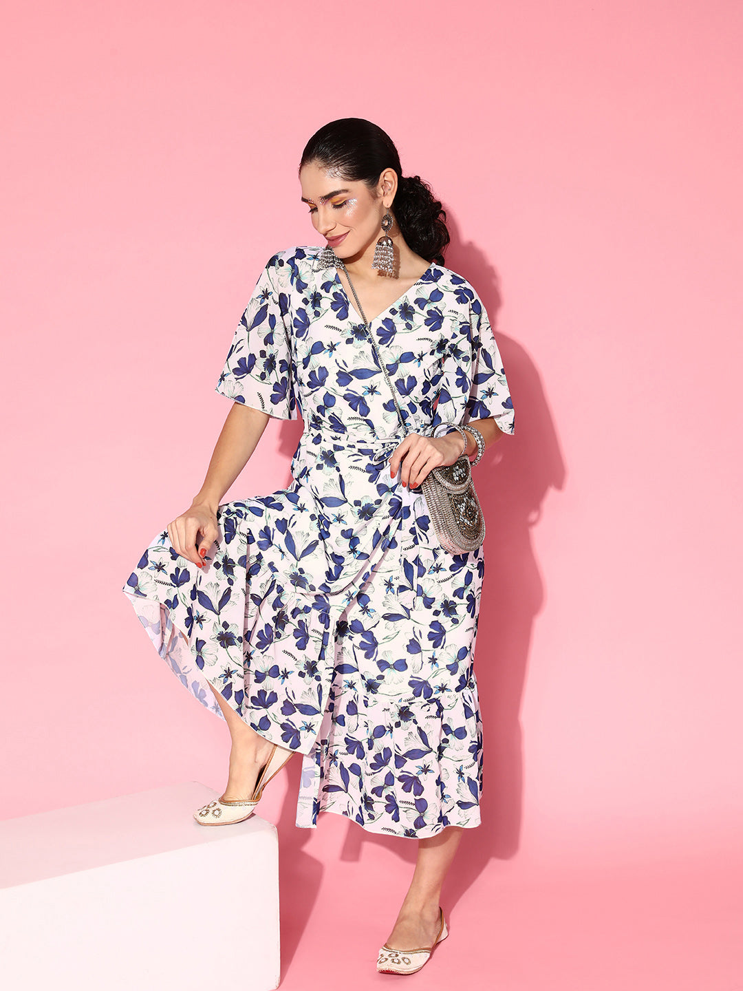 PANIT Women Classic White Floral Twist  Knot Dress