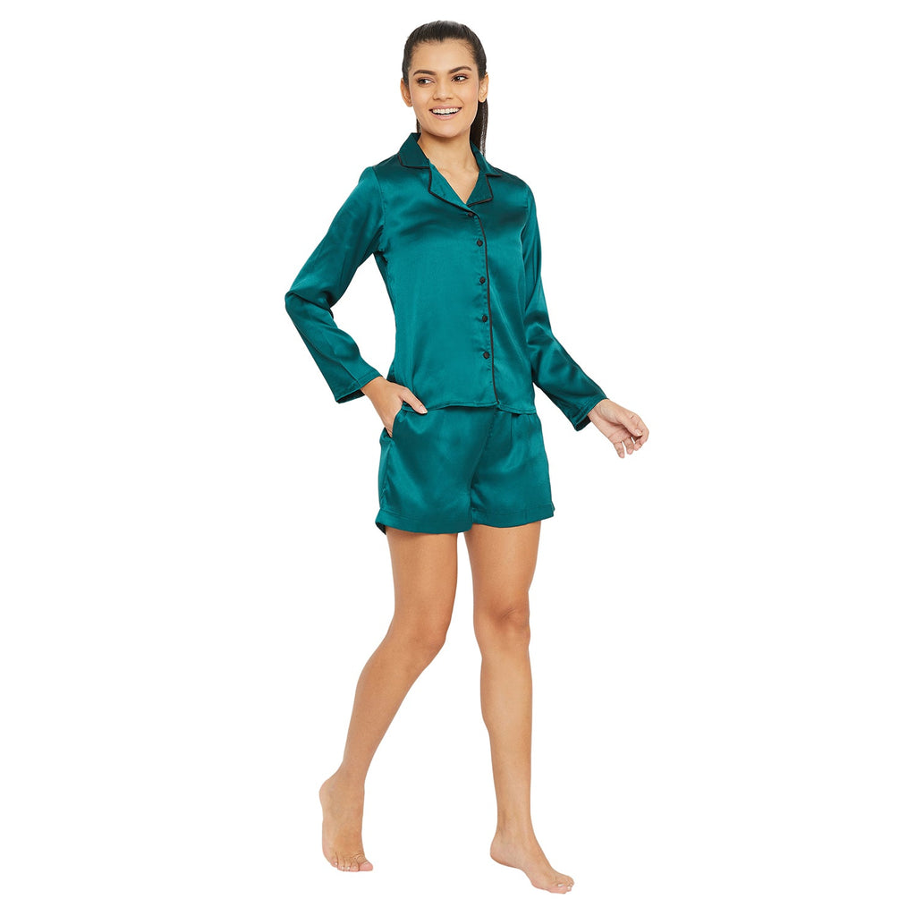 Women Green Satin Finish Solid Night Suit