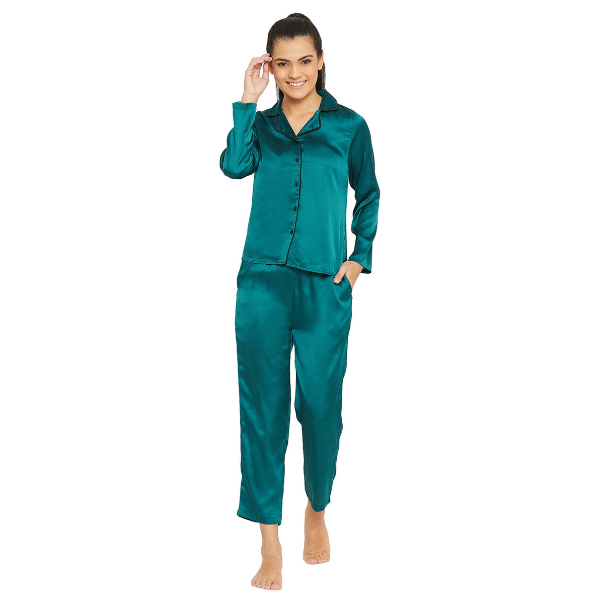 Women Green Satin Finish Solid Night Suit