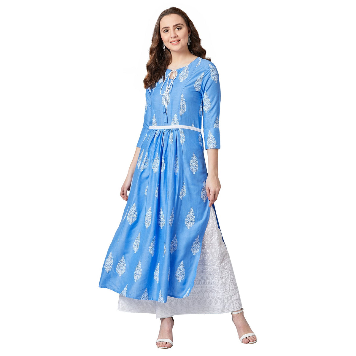 Women Blue & White Floral Print Anarkali Kurta