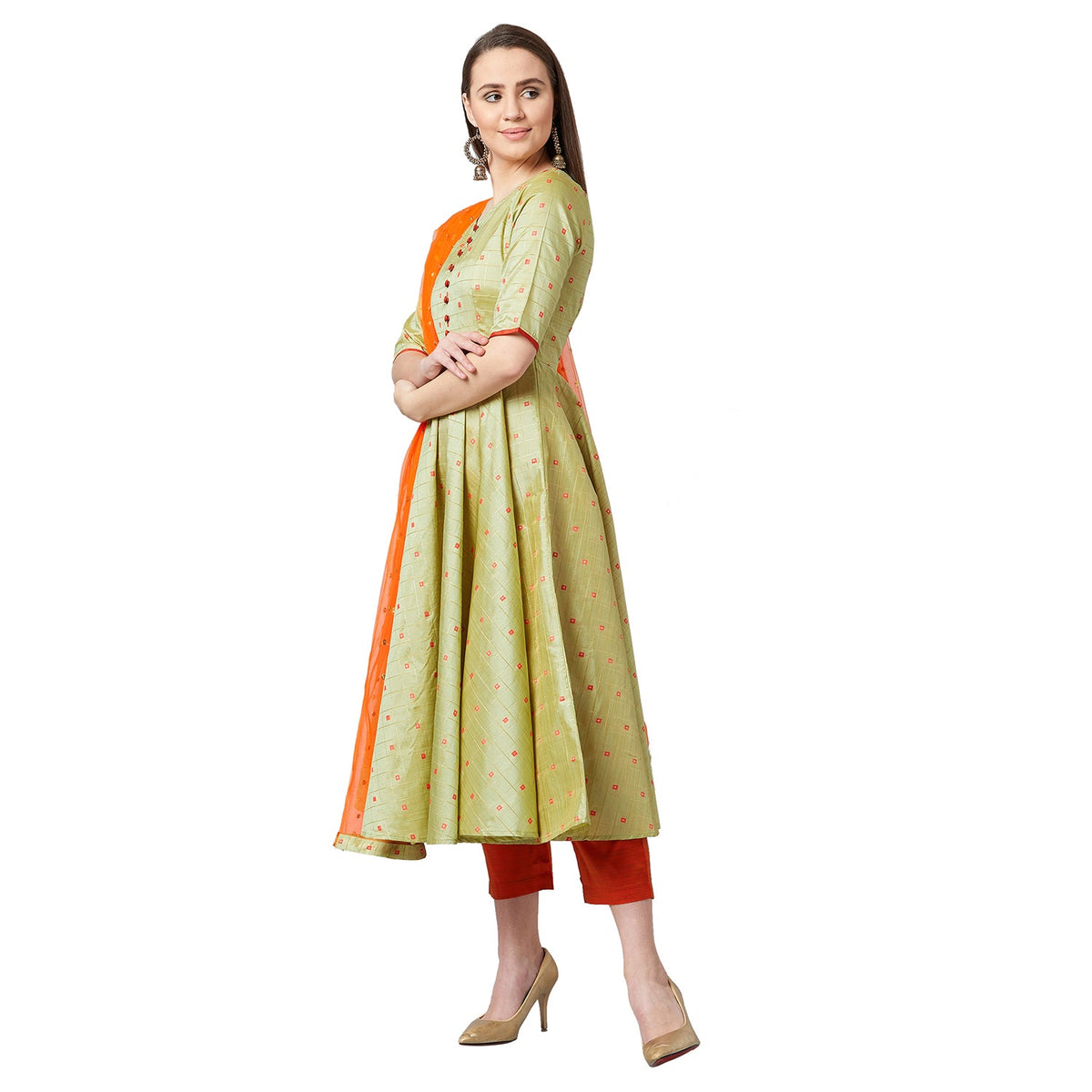 Women Flared Kurta And Pants Set