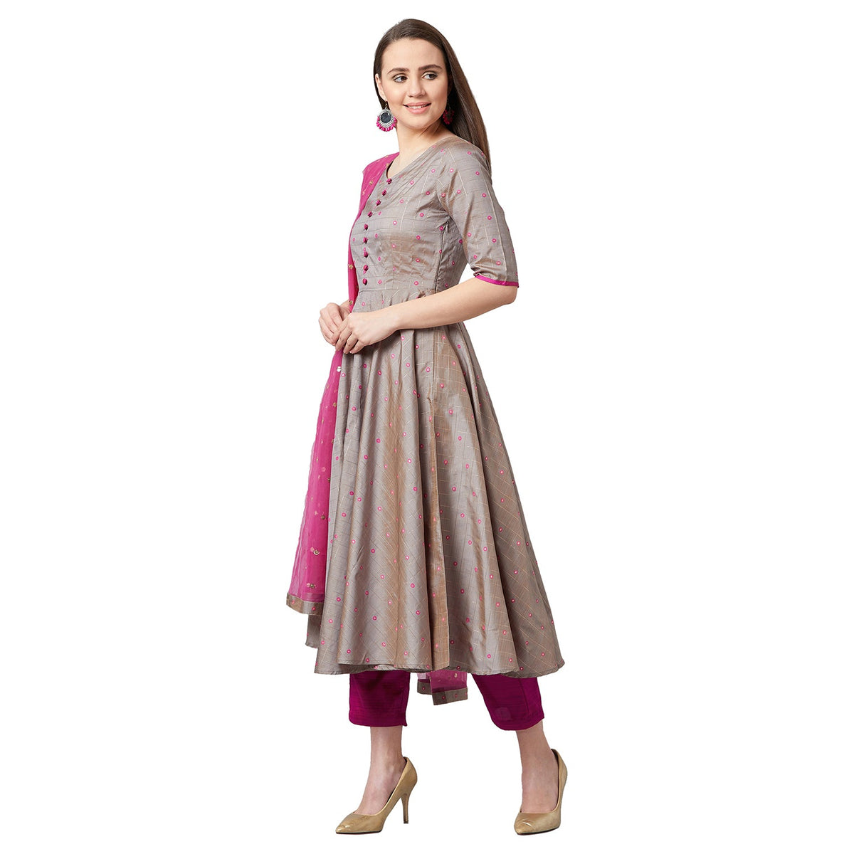Women Flared Kurta And Pants Set