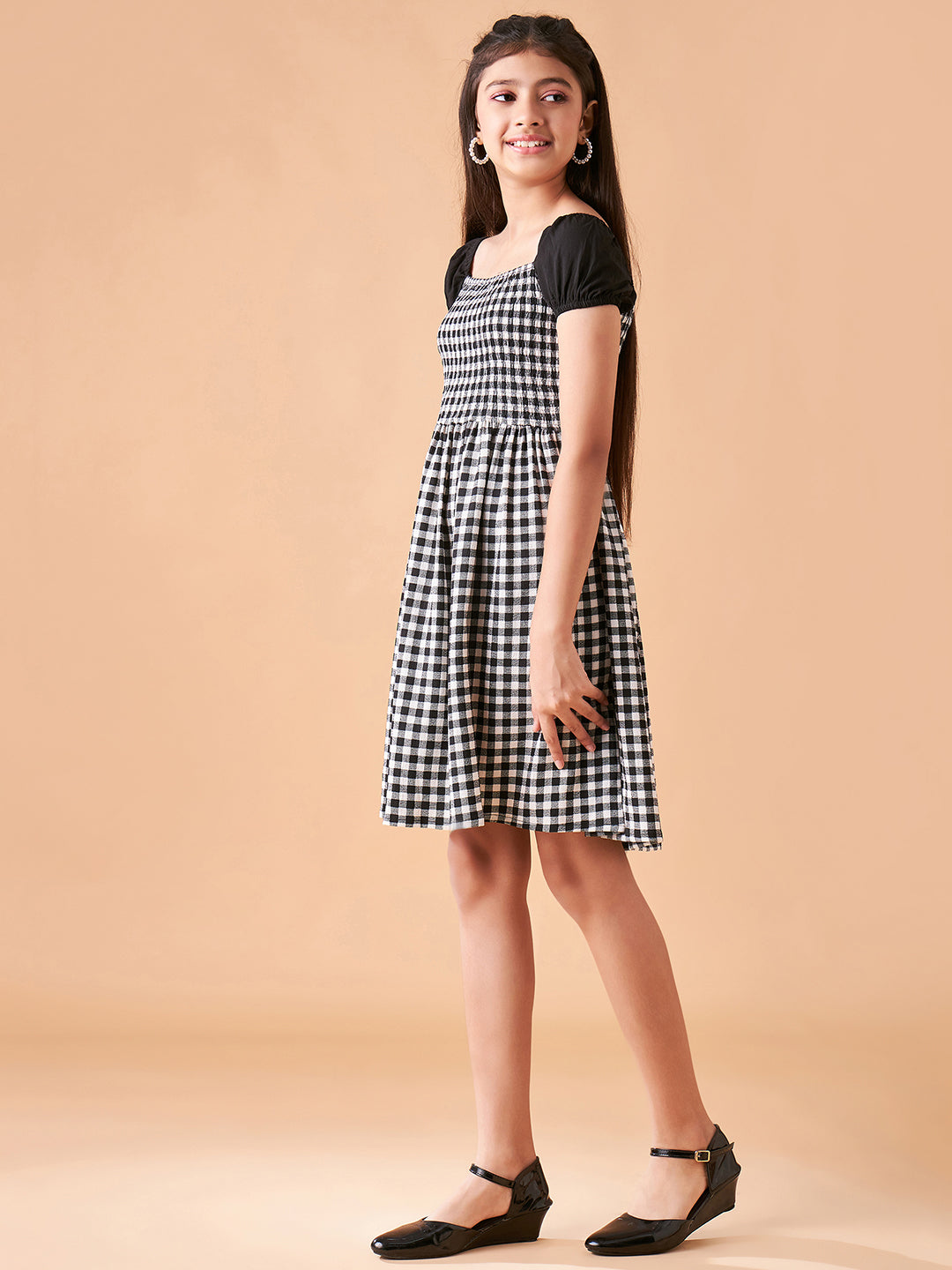 Girls Checked Puff Seeves Fit & Flare Dress