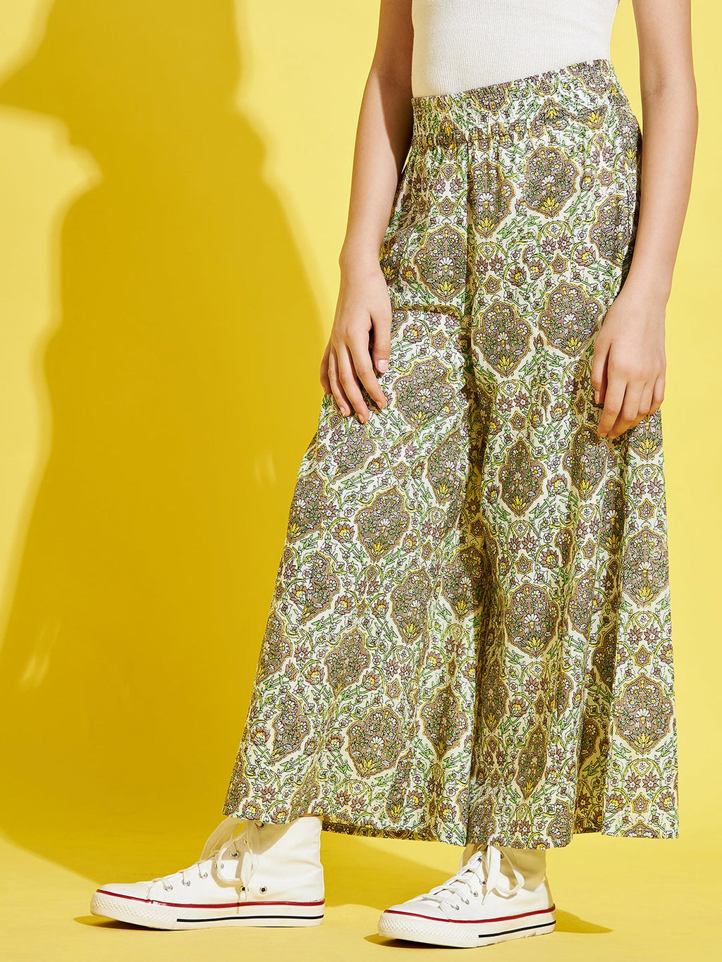 Cherry Jerry Girls Green Floral Printed Relaxed Trouser