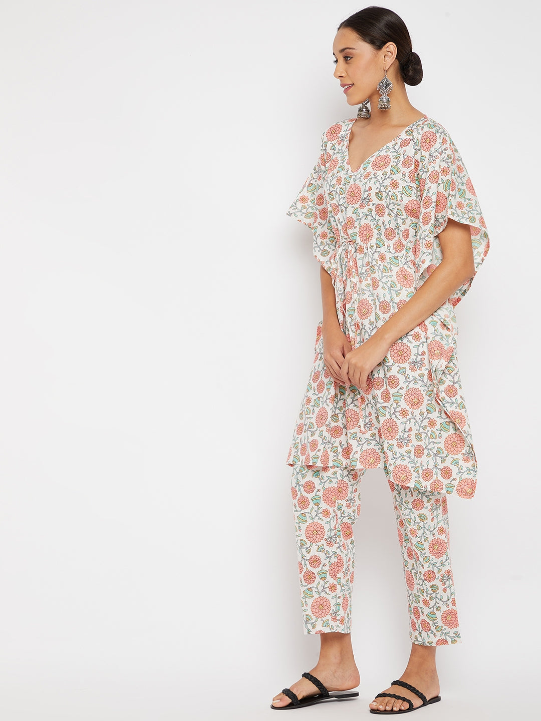 Women Off White Ethnic Motifs Printed Pure Cotton Kurta with Trousers