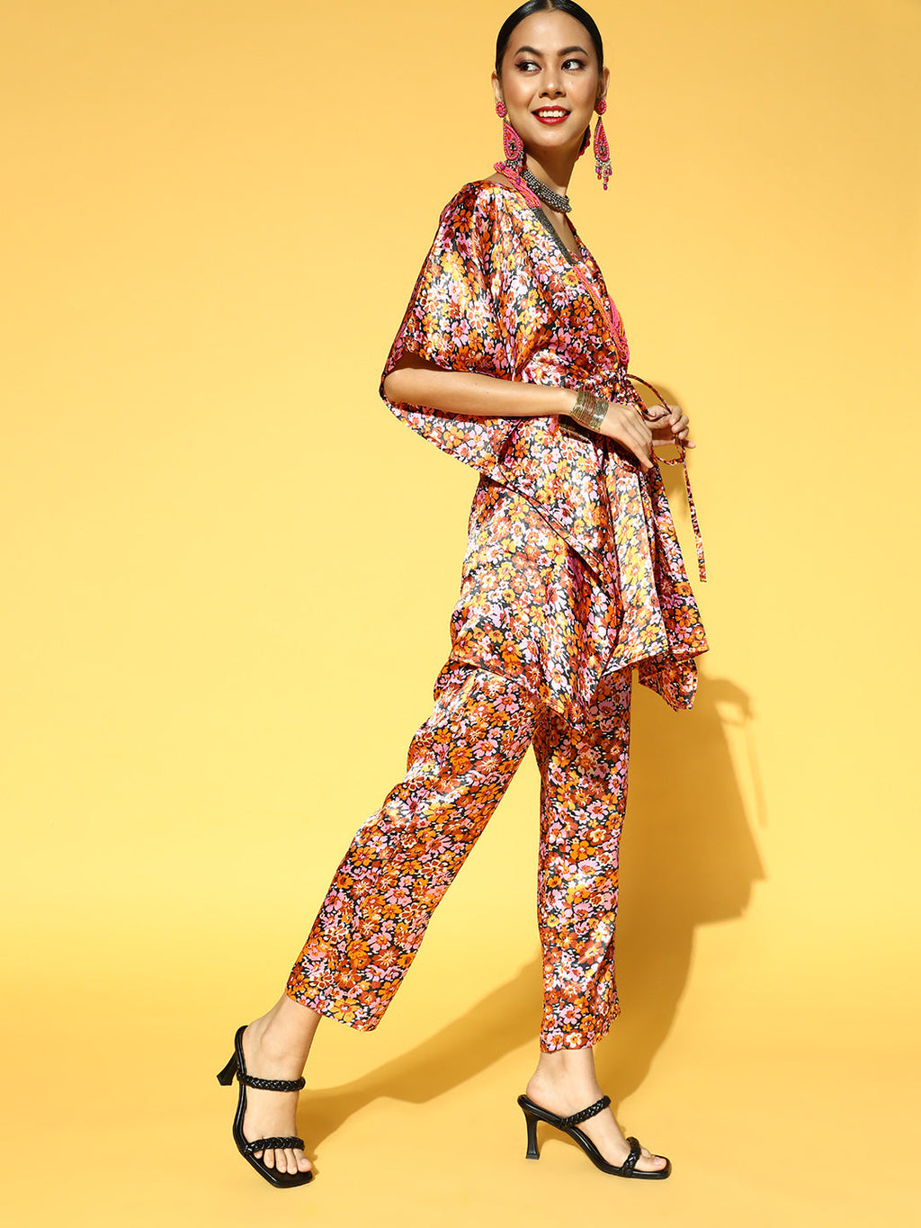 Women Orange & Pink Floral Printed Kaftan Kurta with Trousers