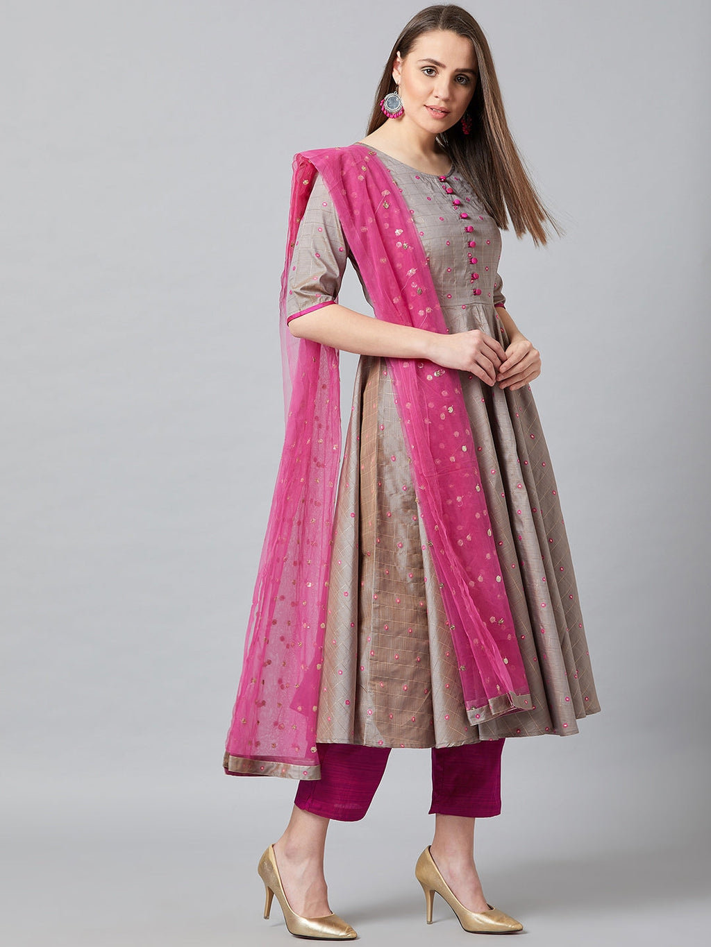 Women Flared Kurta And Pants Set