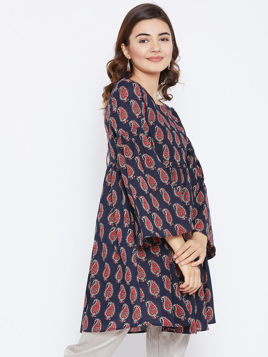Women Navy Blue & Red Printed Style Kurta