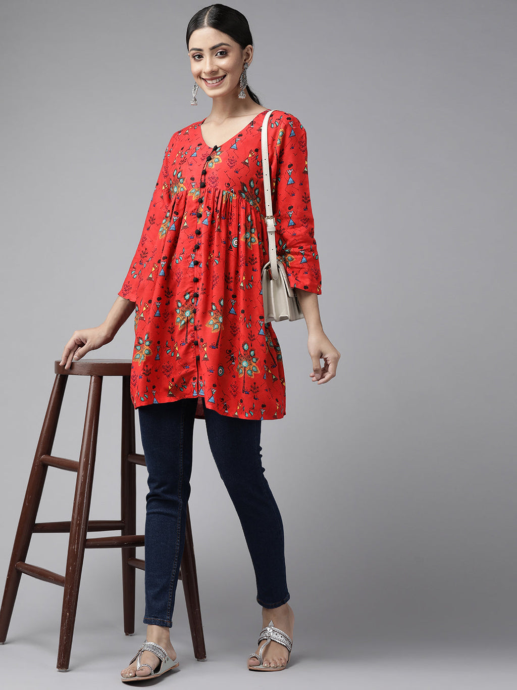 PANIT Women Red  Black Tribal Printed V-Neck Pleated Kurti
