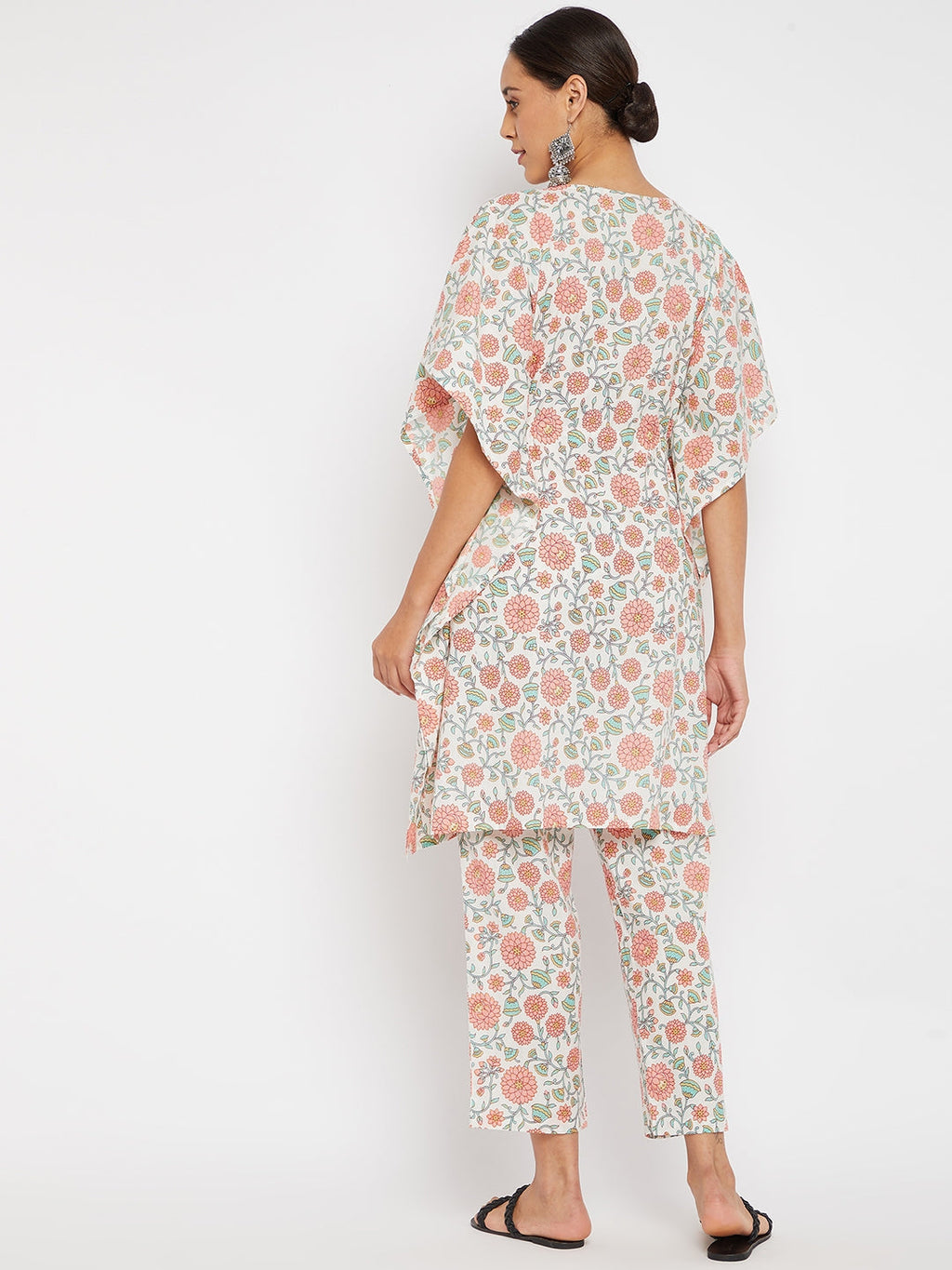 Women Off White Ethnic Motifs Printed Pure Cotton Kurta with Trousers