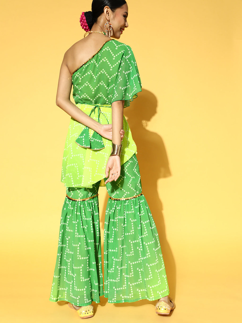 Women Green & Yellow Bandhani Printed One Shoulder Kurta & Sharara with Belt