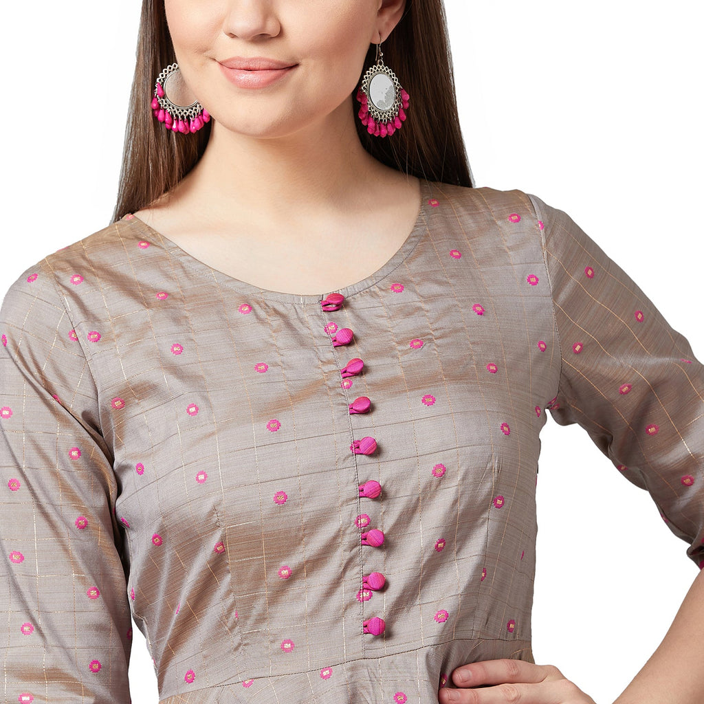 Women Flared Kurta And Pants Set
