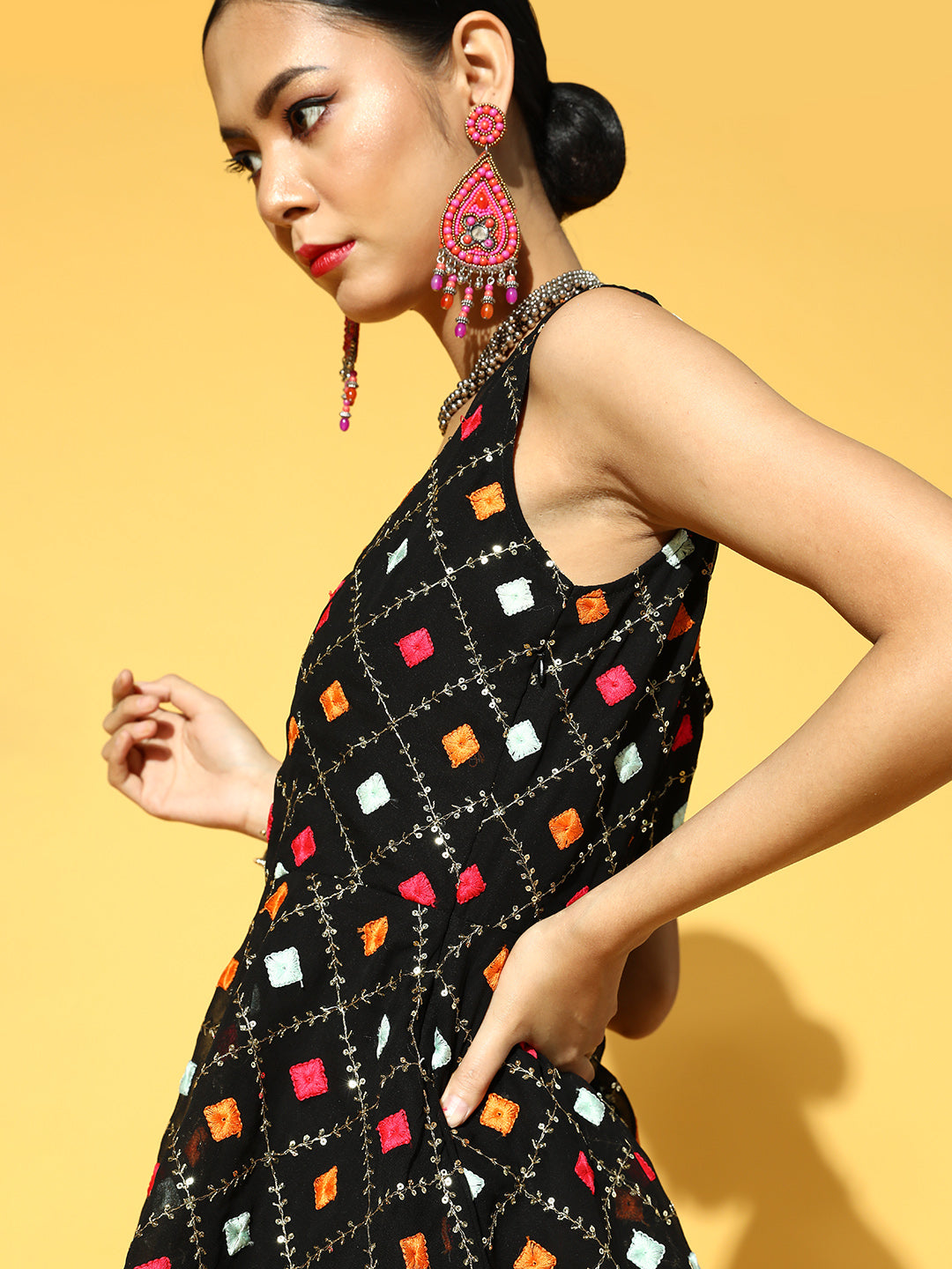 Women Black Embroidered Kurti with Palazzo
