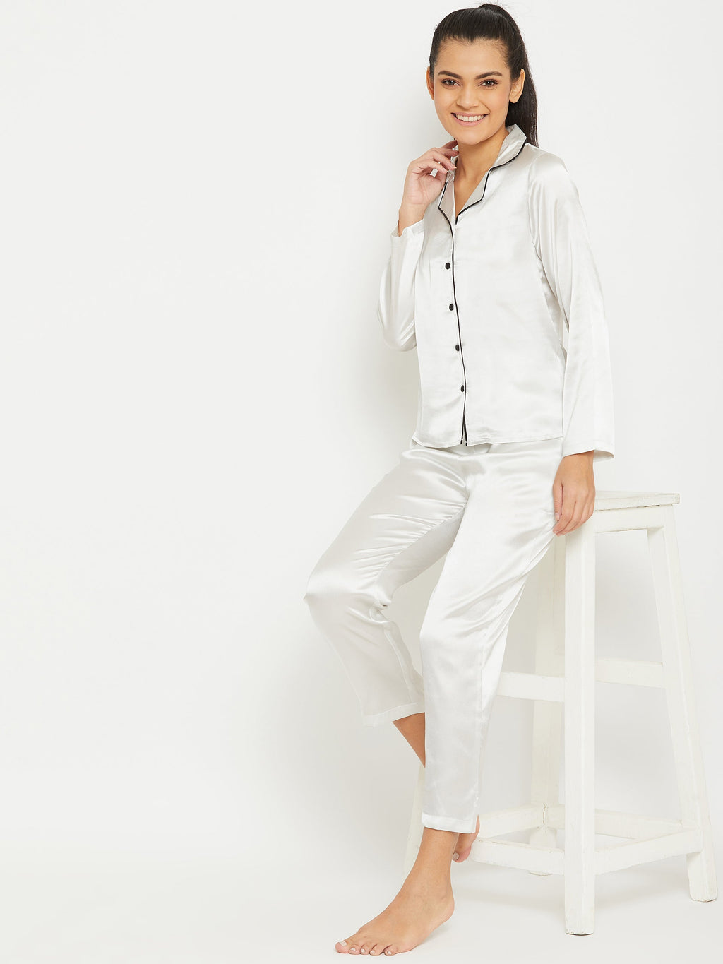 Women White Satin Finish Solid Night Suit