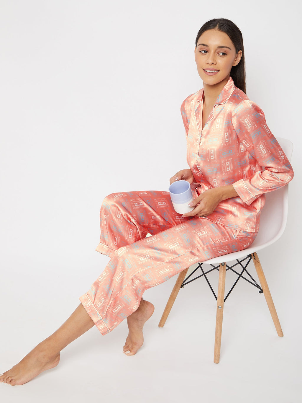 Women Pink & Beige Printed Night suit
