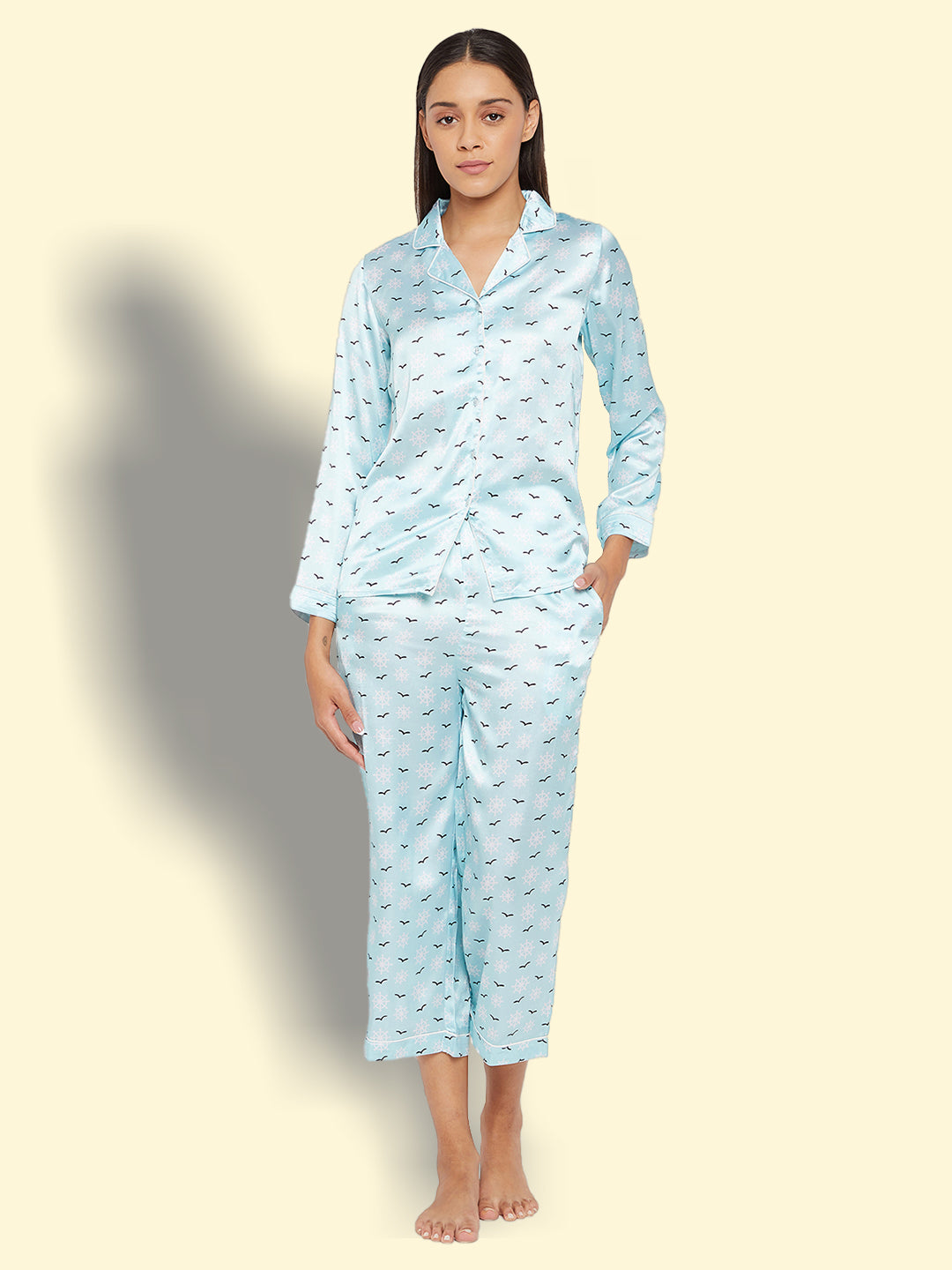 Women Blue & White Printed Night suit