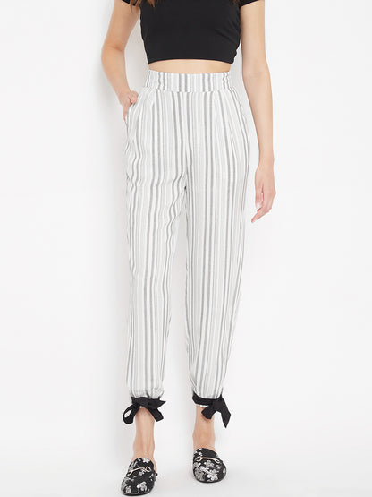 Women's ivory and grey stripes elasticed waist trouser