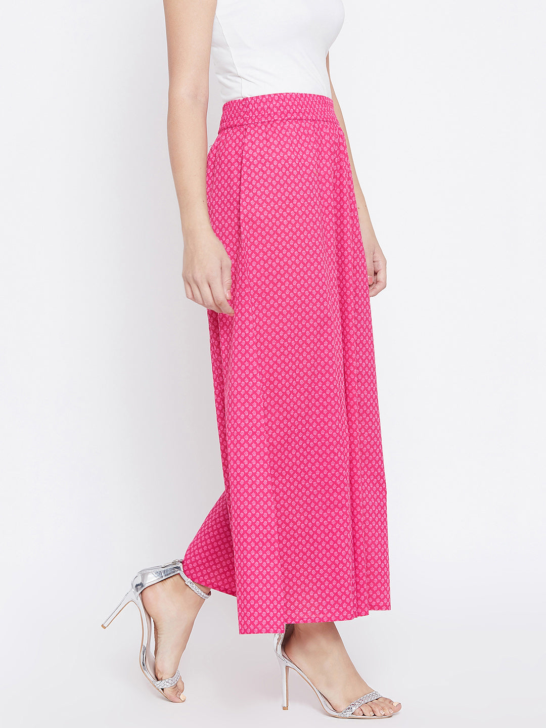 Women Magenta Printed Flared Palazzos